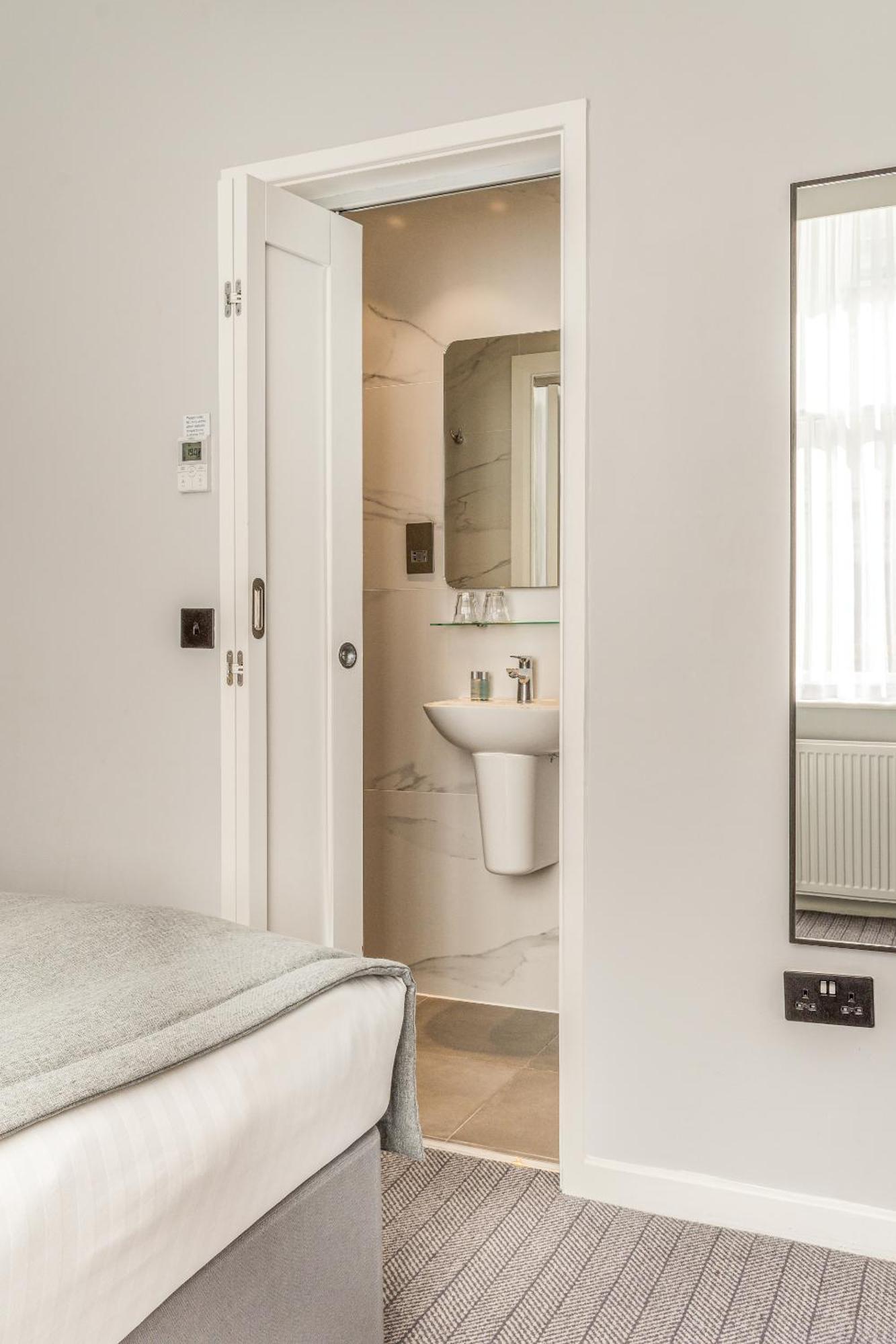 Superior Double Room,1612954083:JPEG