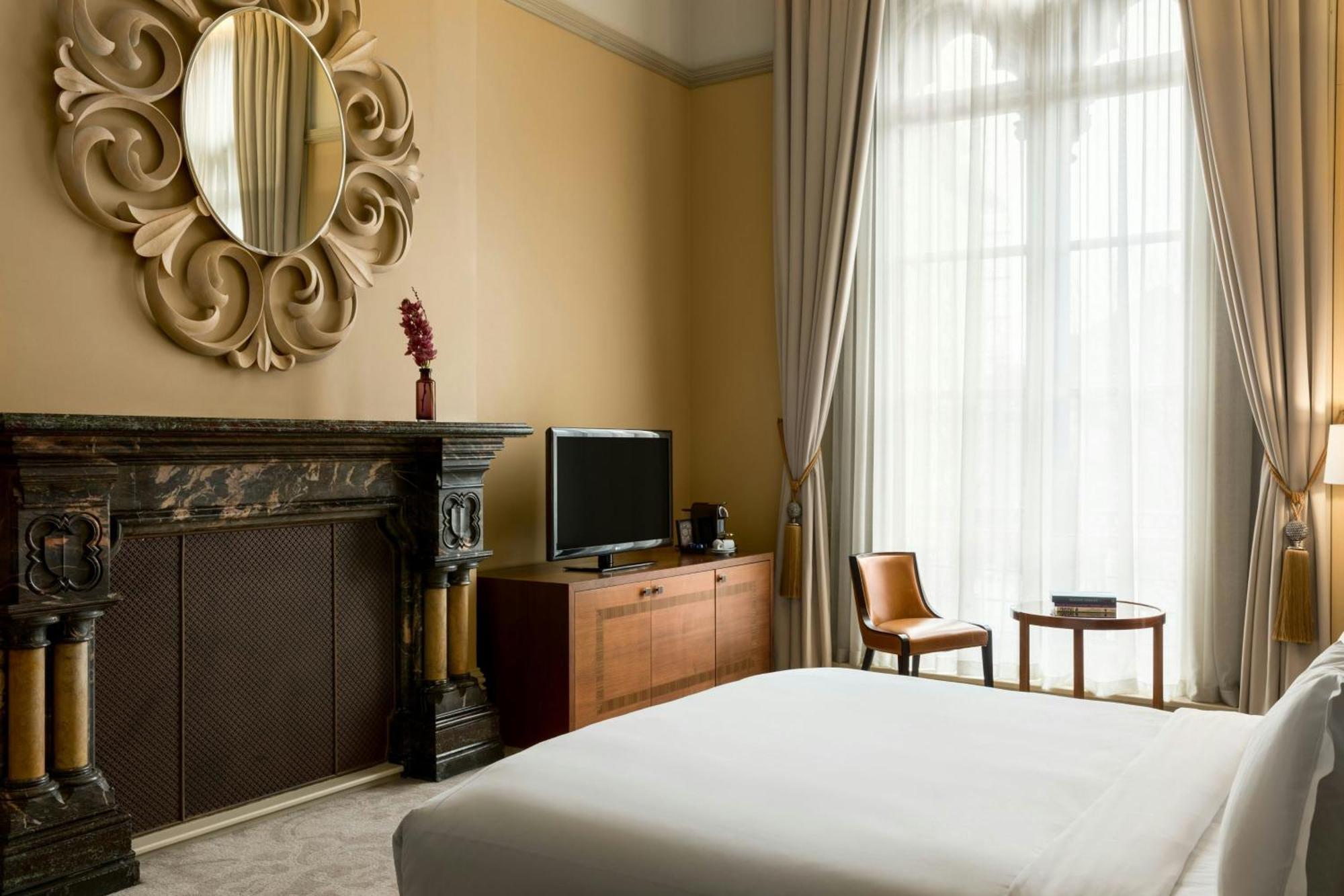 Chambers Junior Suite One King Bed,1674712565:JPEG