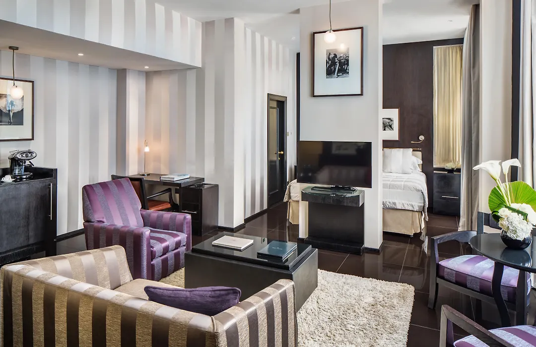 Delano London-1