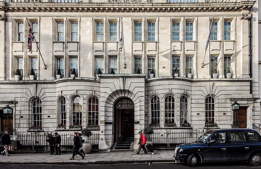 Courthouse Hotel London-1